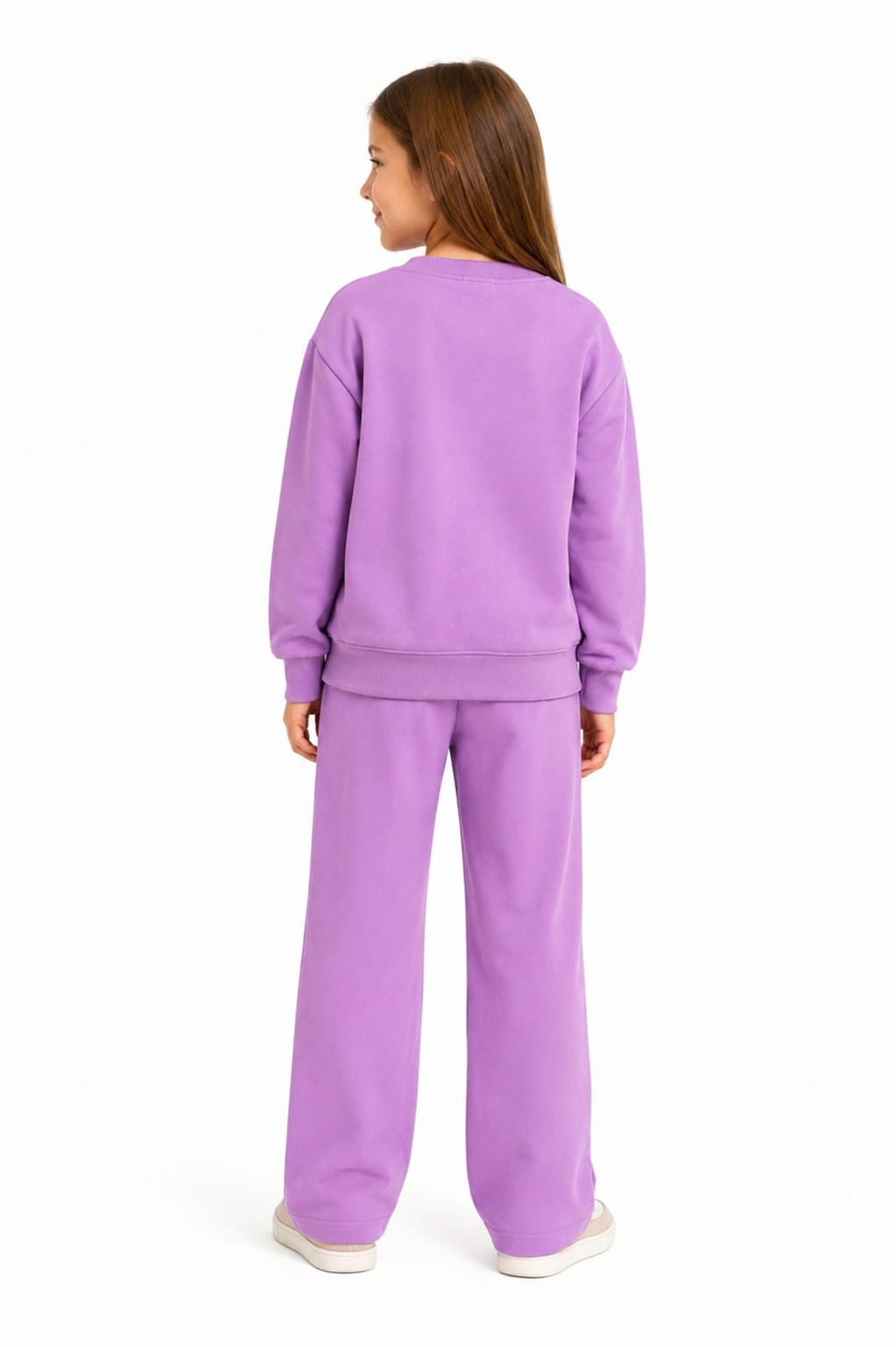 💜 Fioletowy dres dziewczęcy z ozdobnymi przeszyciam - obrazek 2