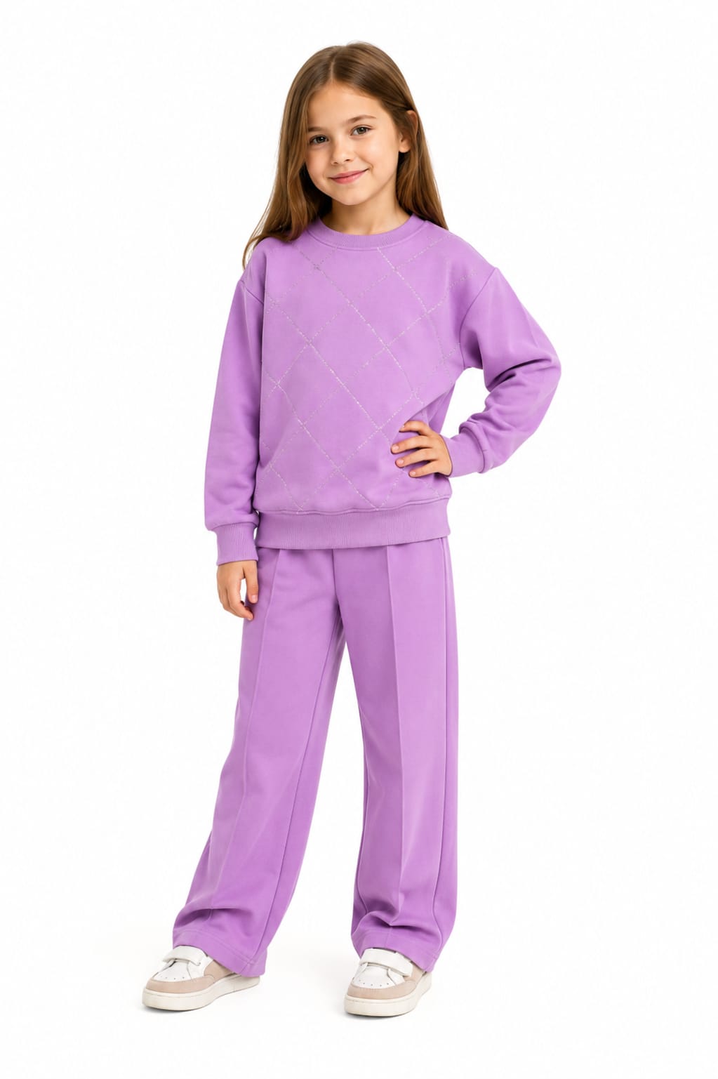 💜 Fioletowy dres dziewczęcy z ozdobnymi przeszyciam